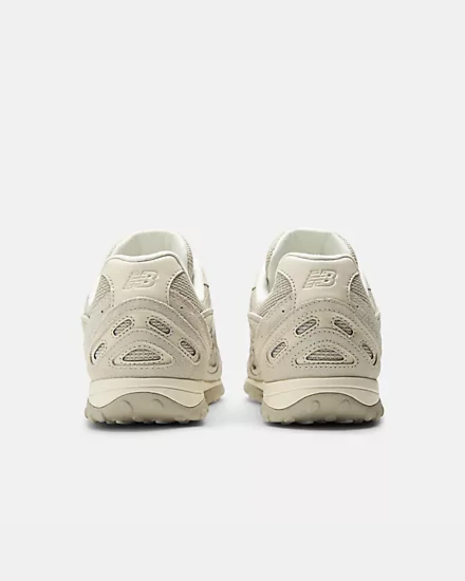 204L Sneaker (Sea Salt + Linen) - Image 4