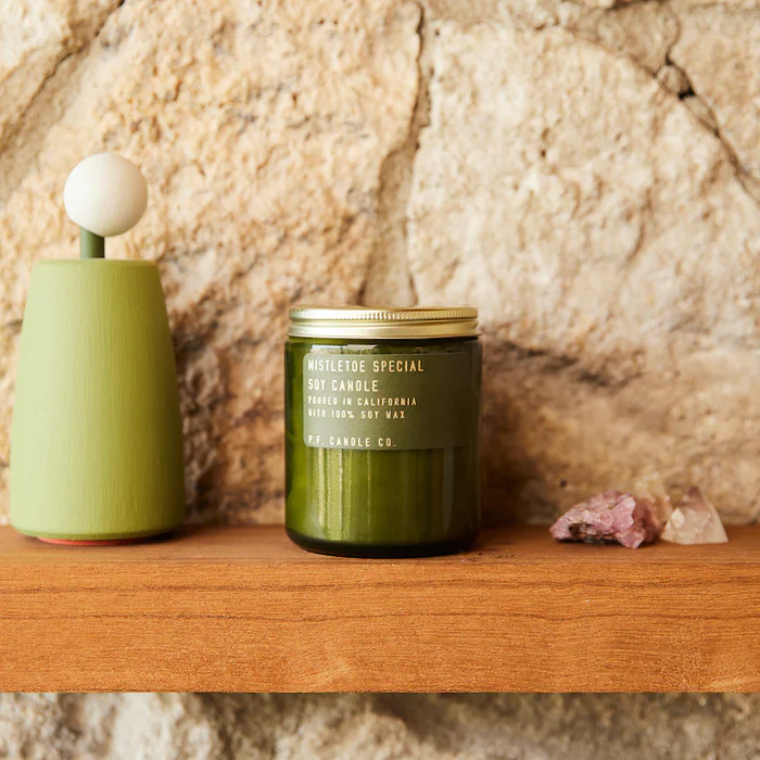 7.2 Soy Candle (Mistletoe Special) - Image 2