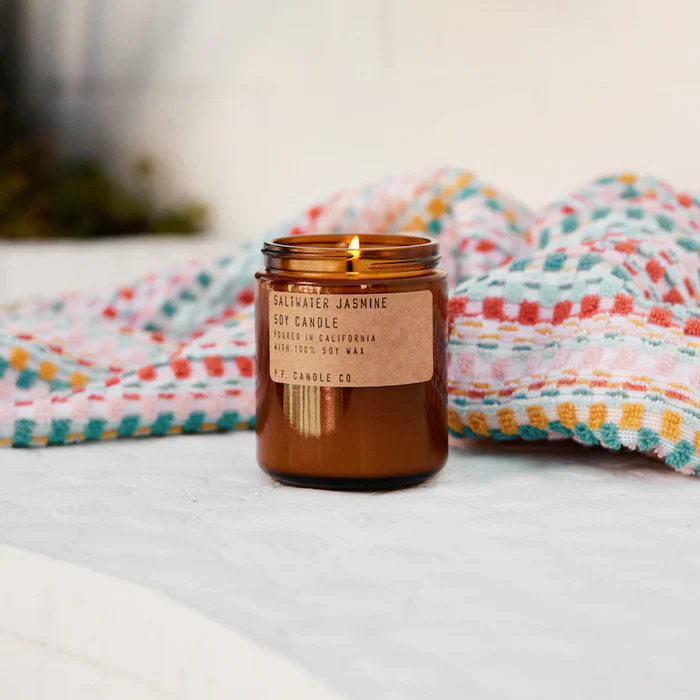 7.2 Soy Candle (Saltwater Jasmine) - Image 2
