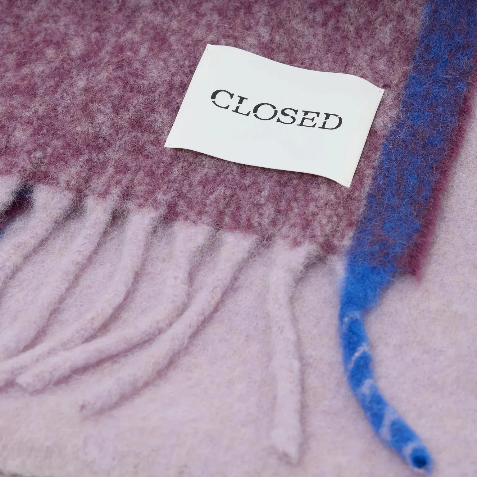 Alpaca Blend Scarf - Image 3