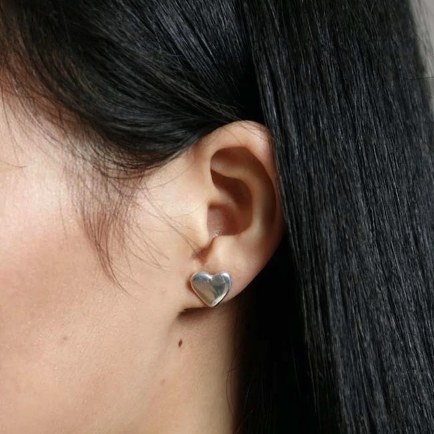 Amourette Heart Studs (Silver) - Image 2