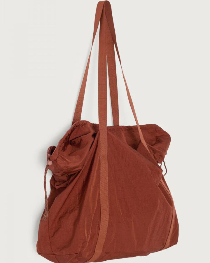 AMV Sports Club Vidow Bag (Chestnut) - Image 2