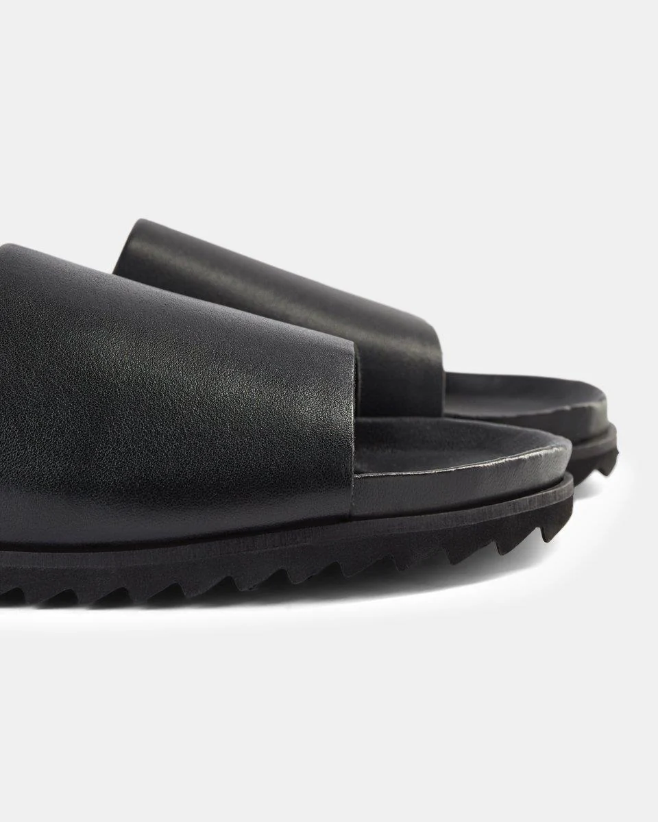 Augustin Slipper (Black) - Image 4