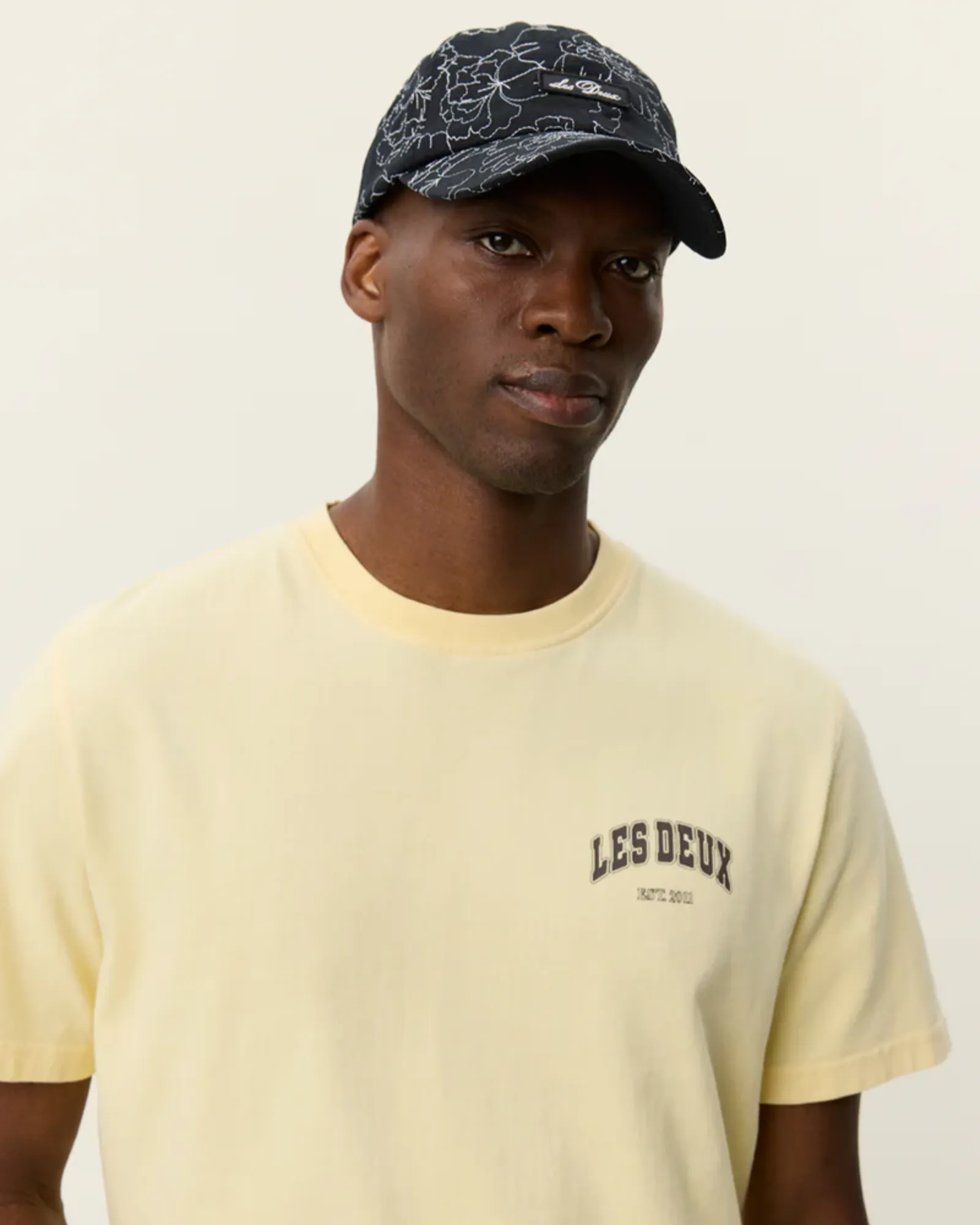 Brady Hoop T-Shirt - Image 10