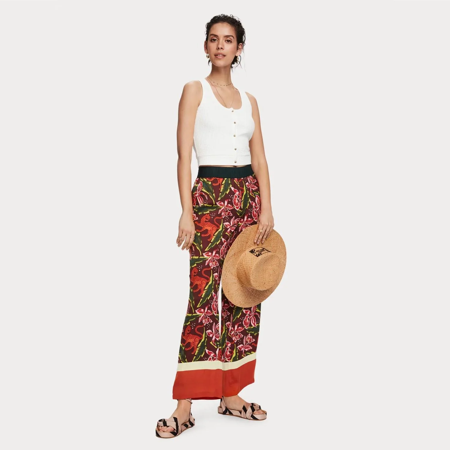 Cropped Seersucker Tank Top - Image 2