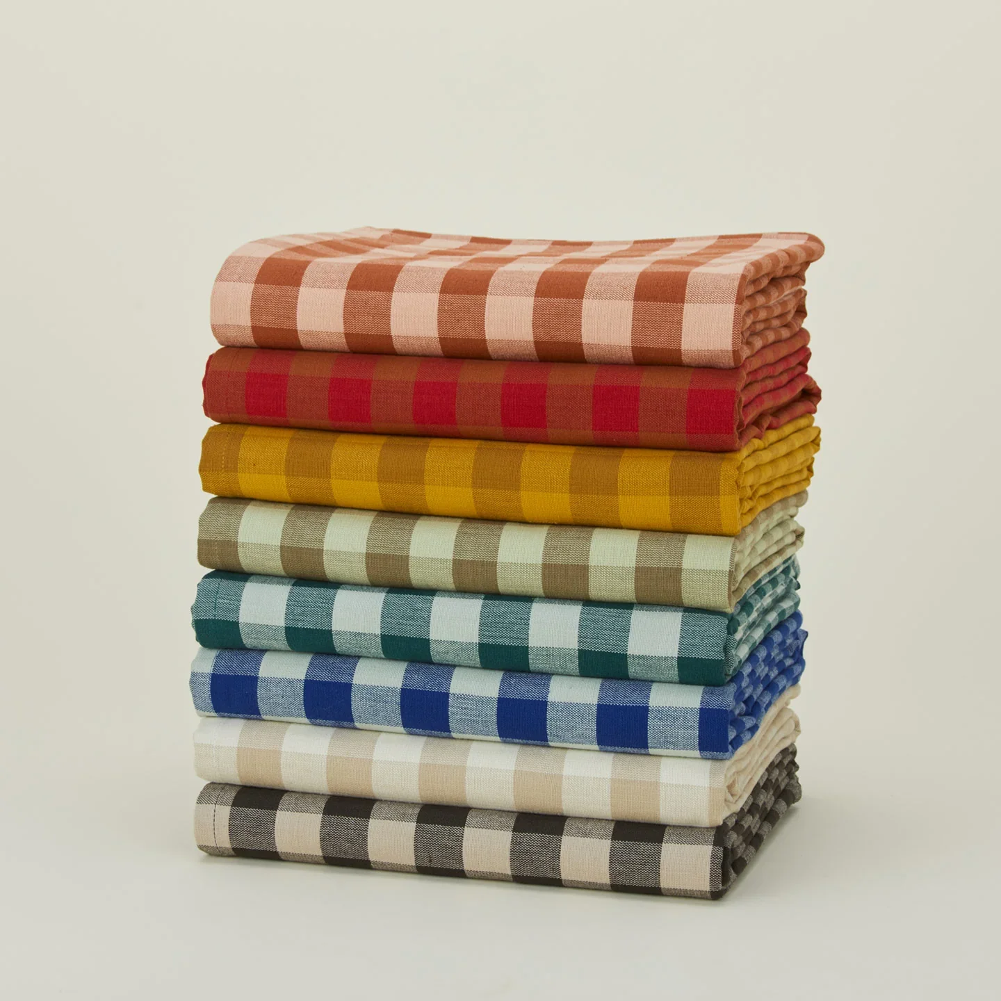 Essential Gingham Tablecloth - Image 8