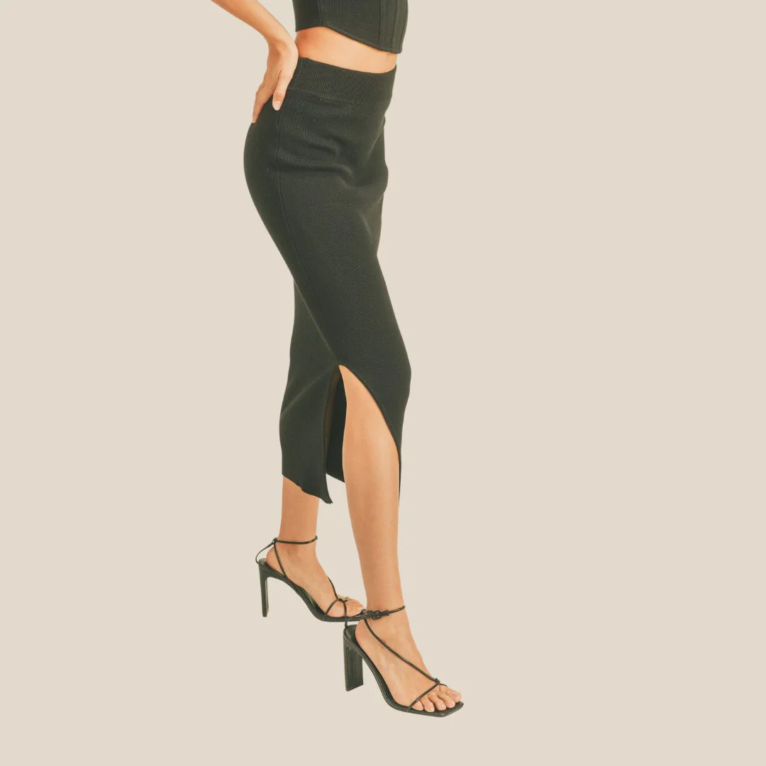 Fitted Knee Length Skirt (Black) - Image 3