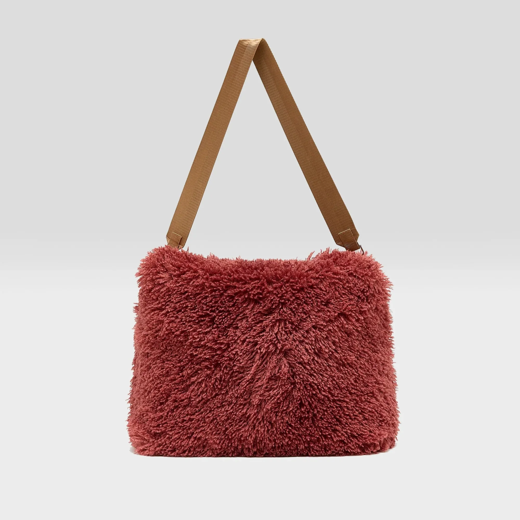 Hela Shoulder Bag