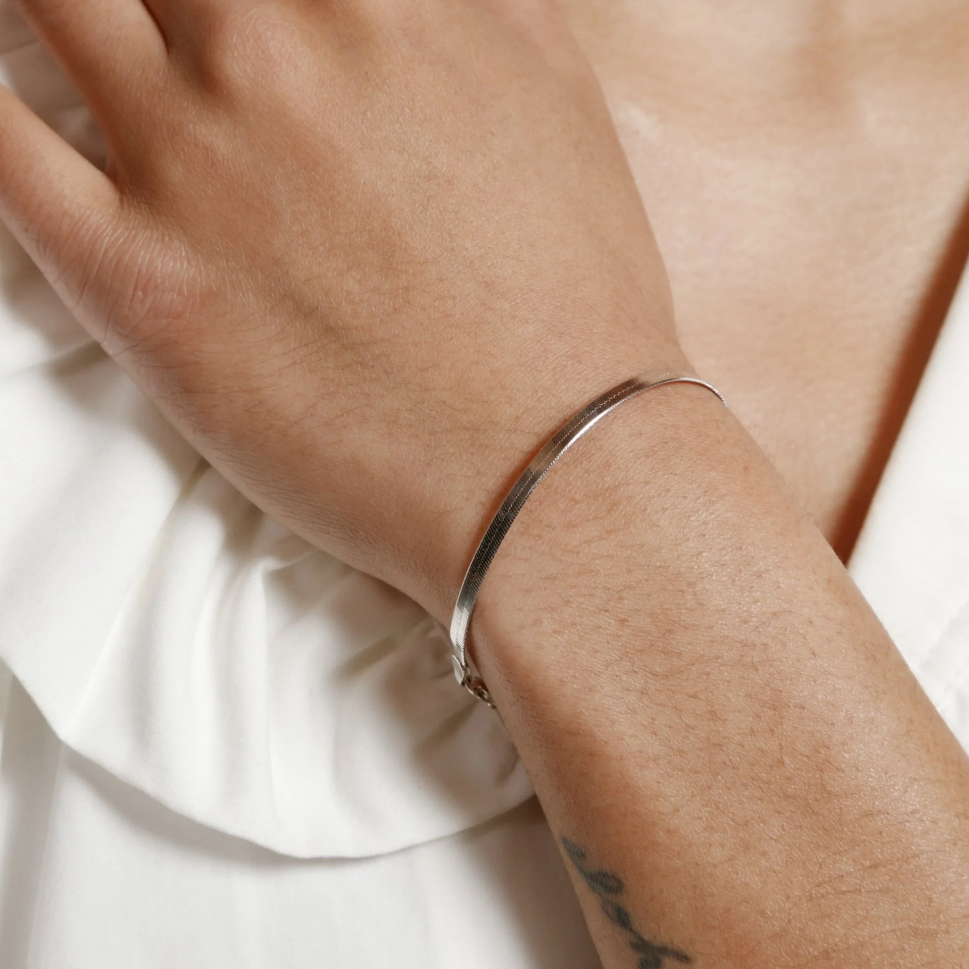 Herringbone Chain Bracelet (Silver) - Image 2