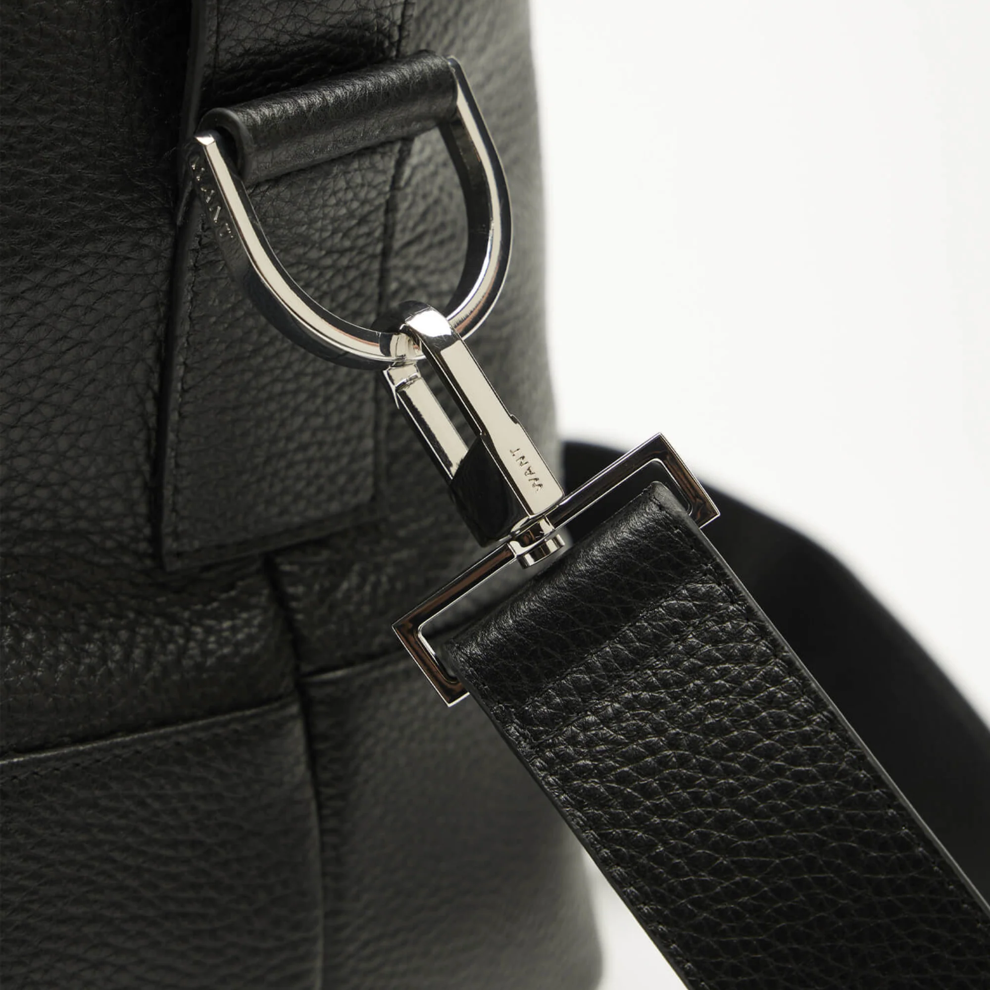 Kelowna Pebble-Grained Weekender Bag - Image 7