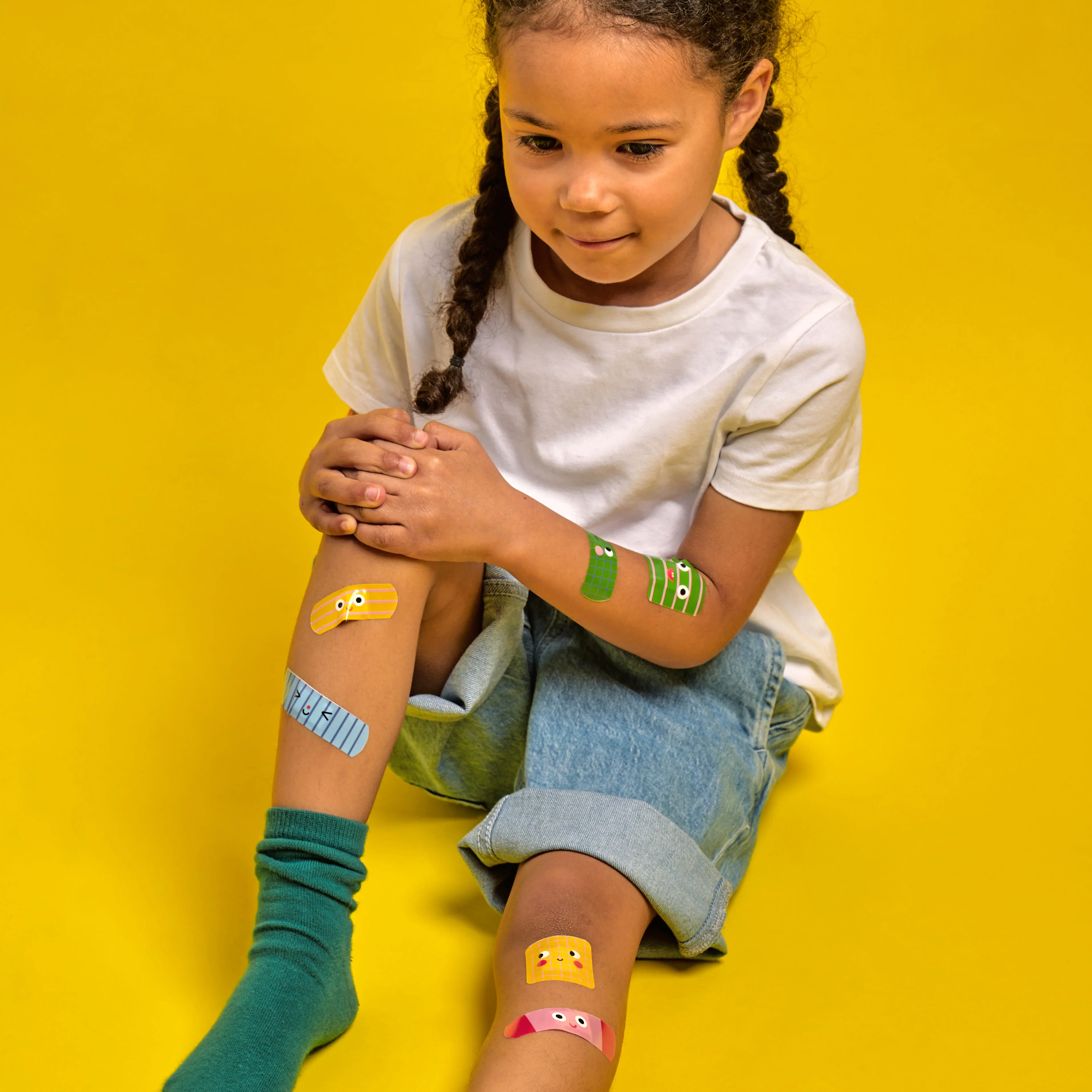 Kidoki Ouchy Friends Adhesive Bandages - Image 2