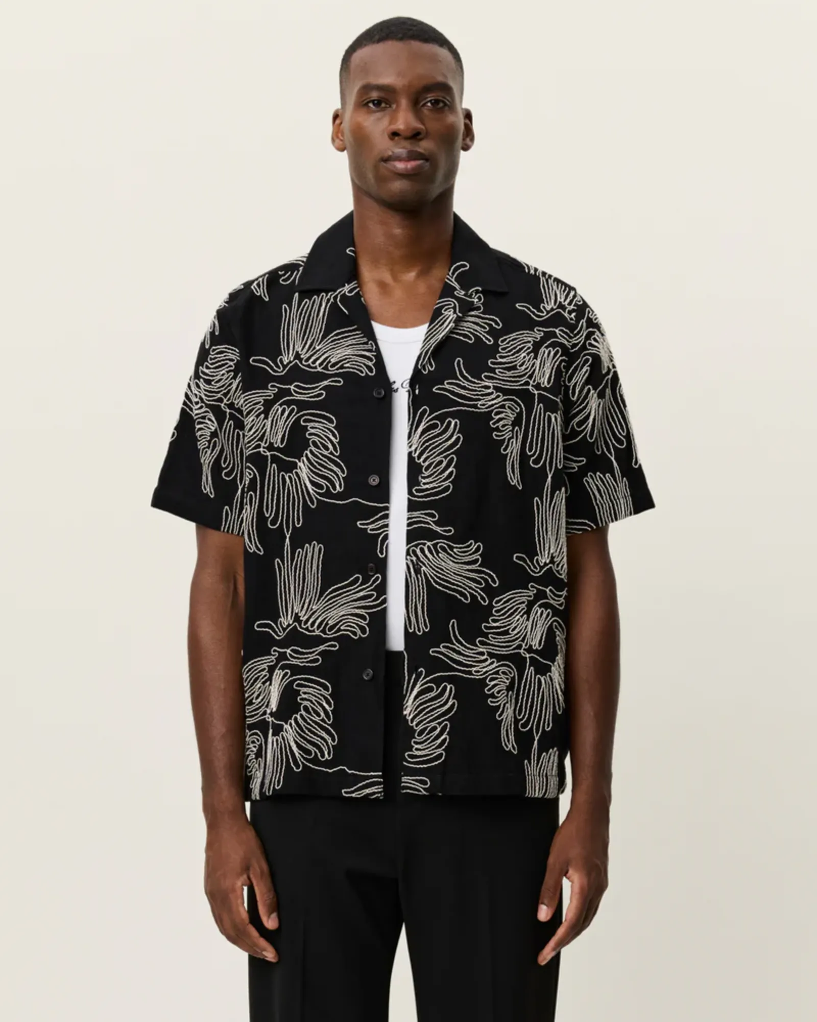 Liam AOE Flower SS Shirt (Black) - Image 2
