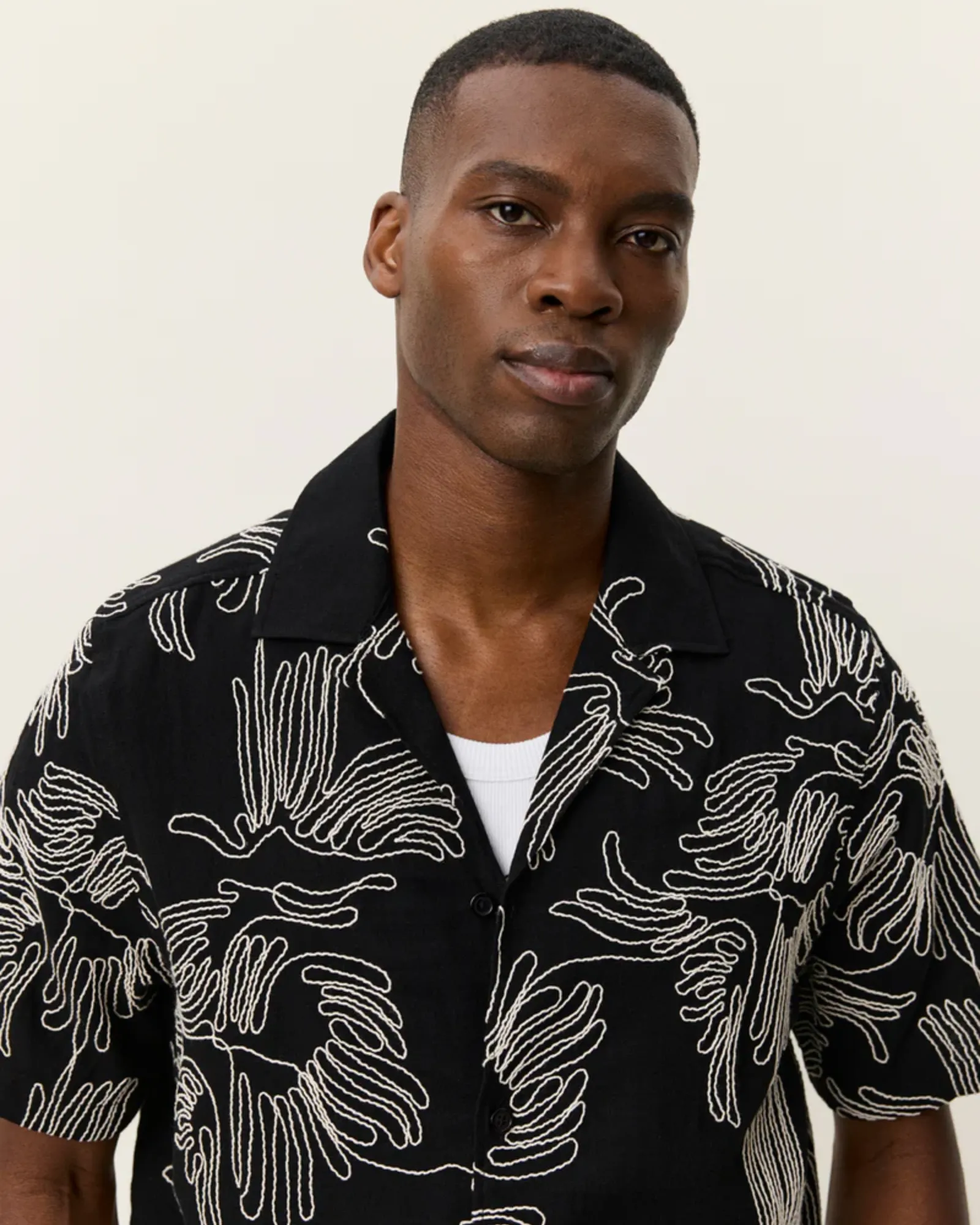 Liam AOE Flower SS Shirt (Black) - Image 4