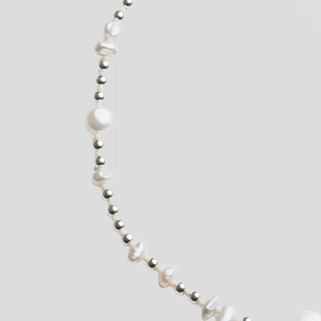 Loren Necklace (Silver + Pearl)
