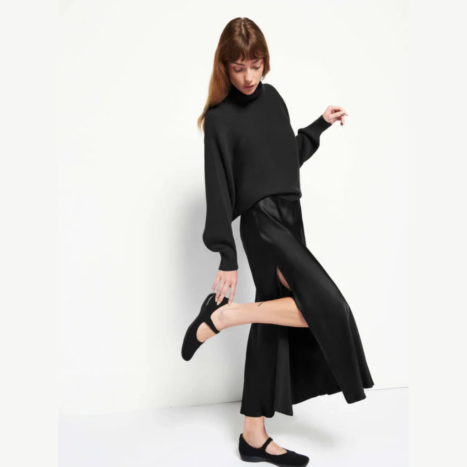 Maribel Bias Skirt w/Slit (Black) - Image 3