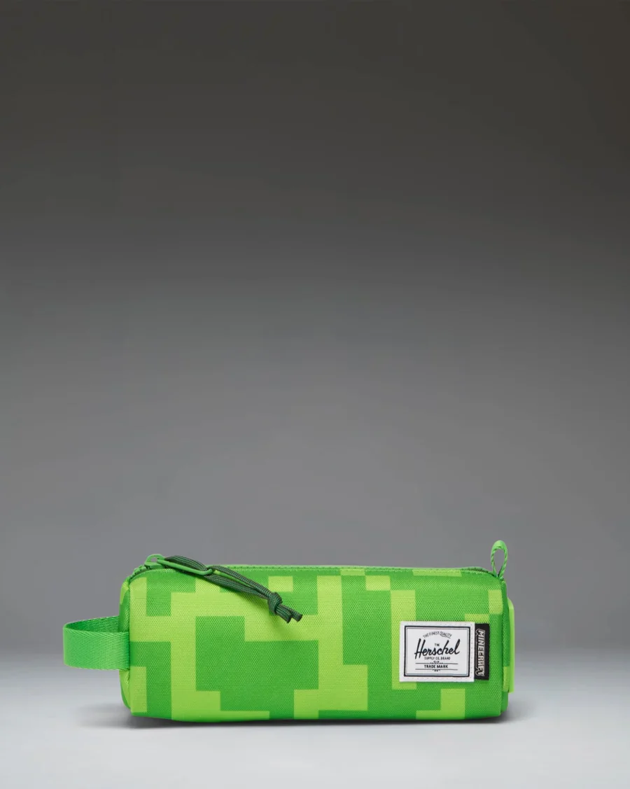 Minecraft Settlement Pencil Case Little Herschel (Limited Edition)