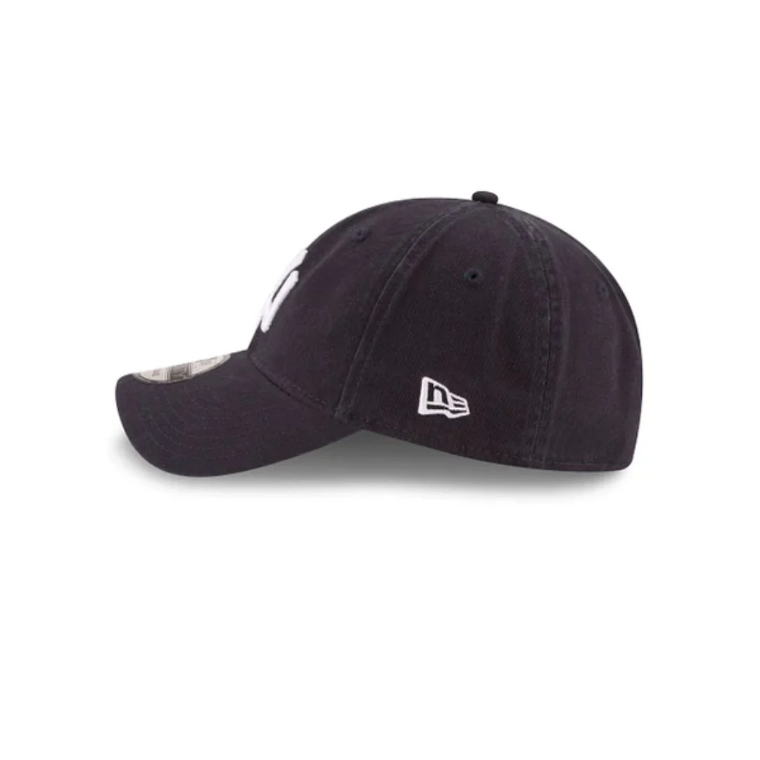 New York Yankees Core Classic Home 9TWENTY Adjustable Cap - Image 3