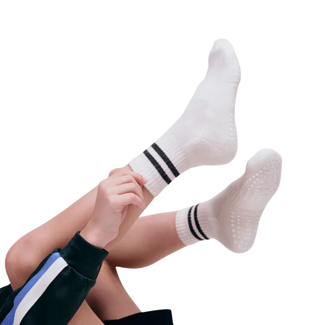 Non-Slip Sport Socks (Black) - Image 2