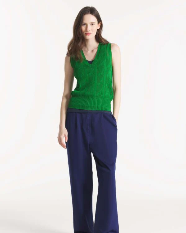 Sabila Sleeveless Sweater - Image 4