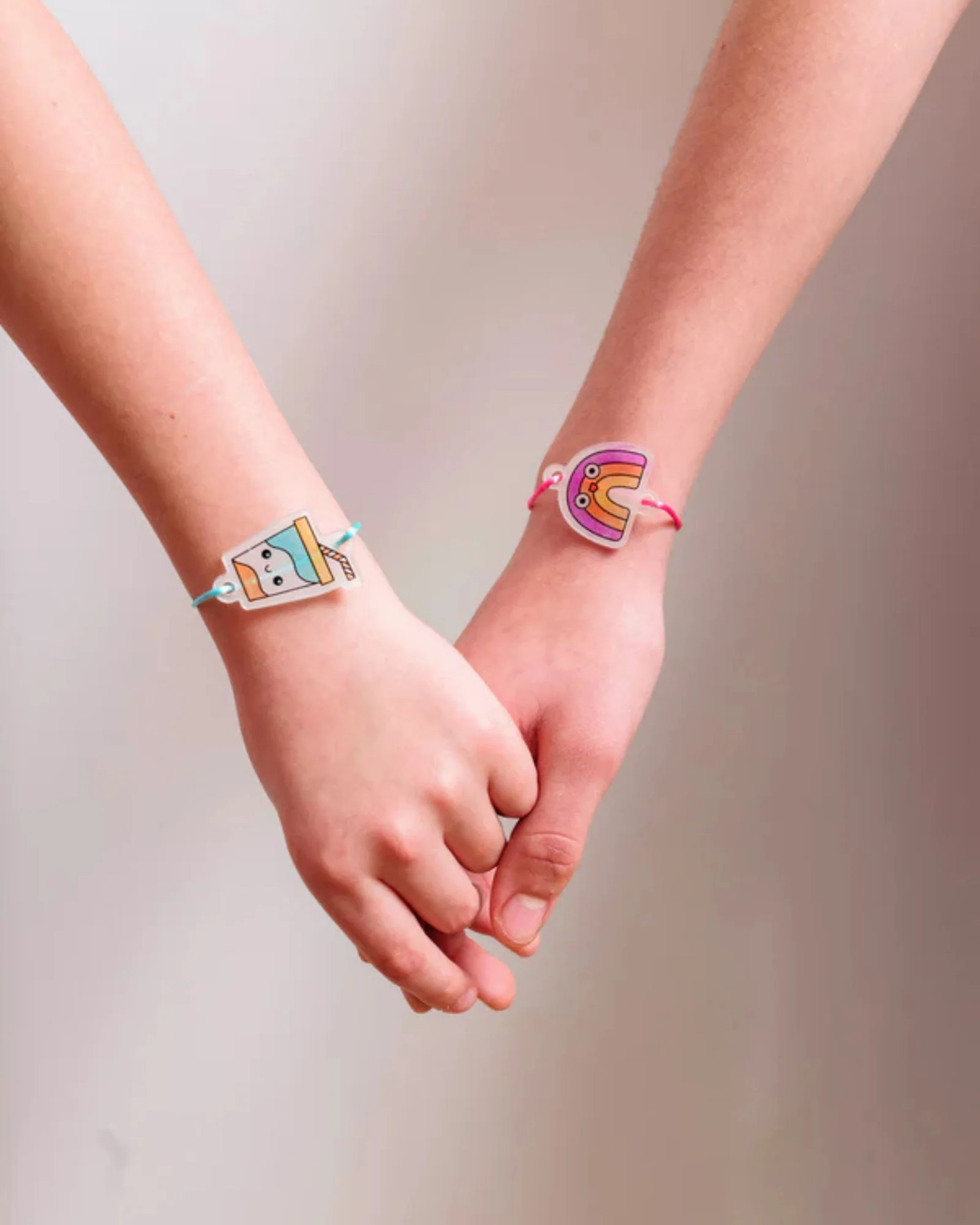 Shrink-Its!: D.I.Y. Shrink Art Bracelet Kit (B.F.F.) - Image 5