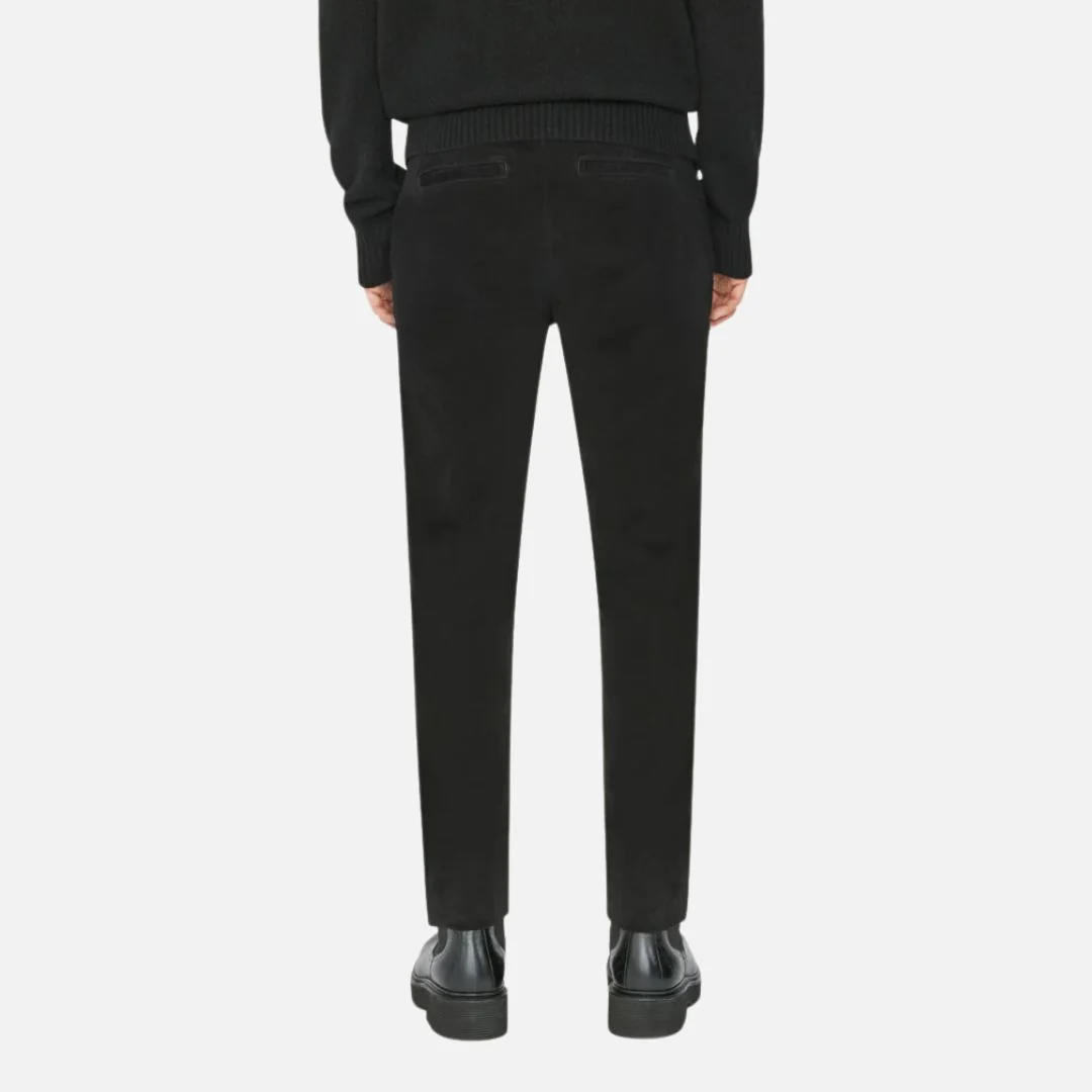 Slim Chino (Film Noir) - Image 2