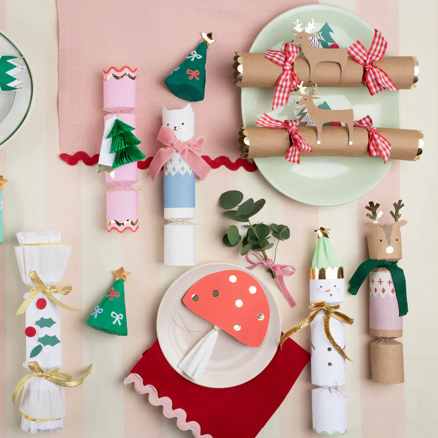 Snowmen Crackers - Image 3