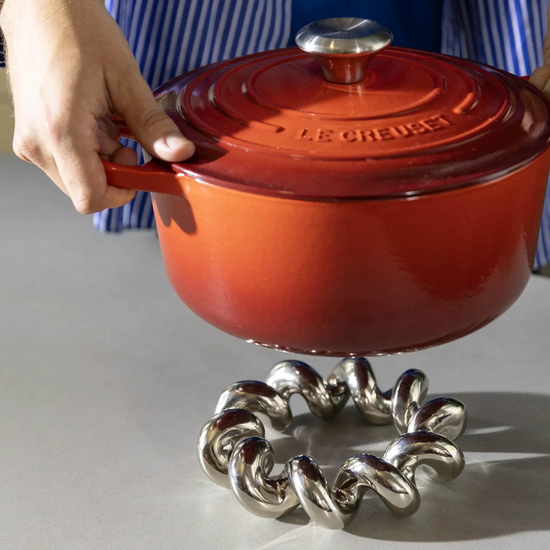 Trivet Twist (Silver) - Image 3