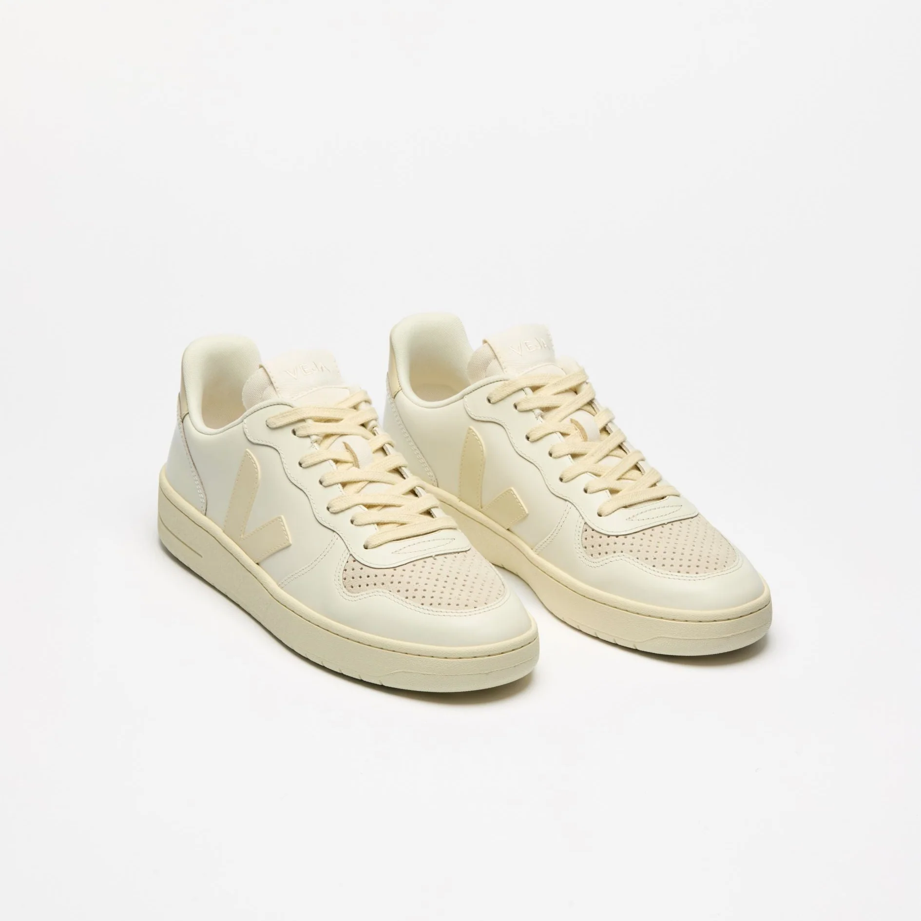 V-10 Leather Sneaker (Pure Calcaire) - Image 2