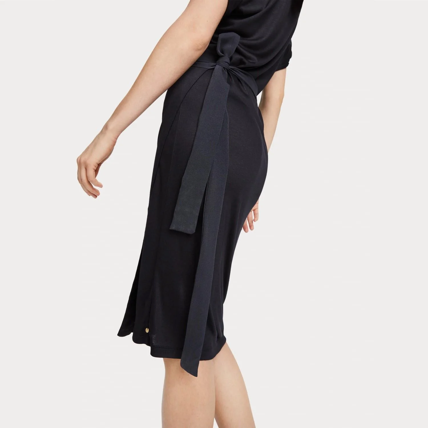 Viscose Wrap Dress (Black) - Image 4